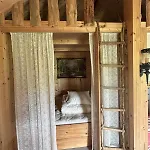 Cozy Off-grid - No Power, No Running Water * Skretteberg