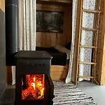 度假居 Cozy Off-grid - No Power, No Running Water Skretteberg