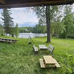 Cozy Off-grid - No Power, No Running Water * Skretteberg