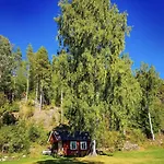 Cozy Off-grid - No Power, No Running Water Skretteberg
