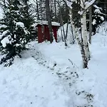 Cozy Off-grid - No Power, No Running Water